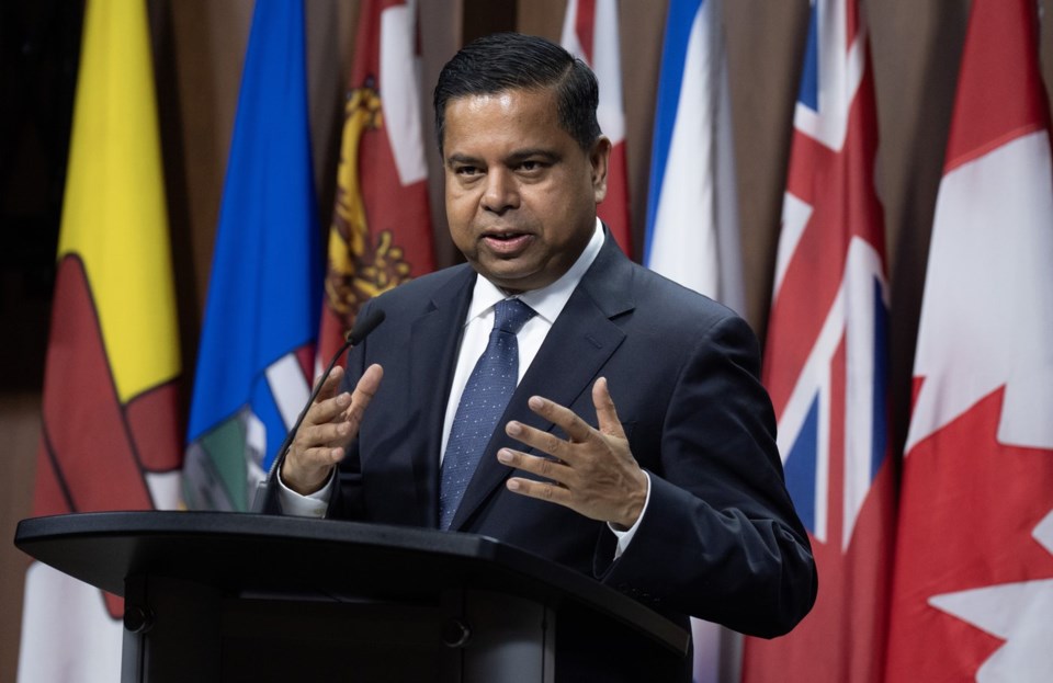 ගැරී ආනන්දසංගරී ශ්‍රී ලාංකික  ත්‍රස්ත කණ්ඩායම් සමග සබදතා වලින් ඉවත් වේ.