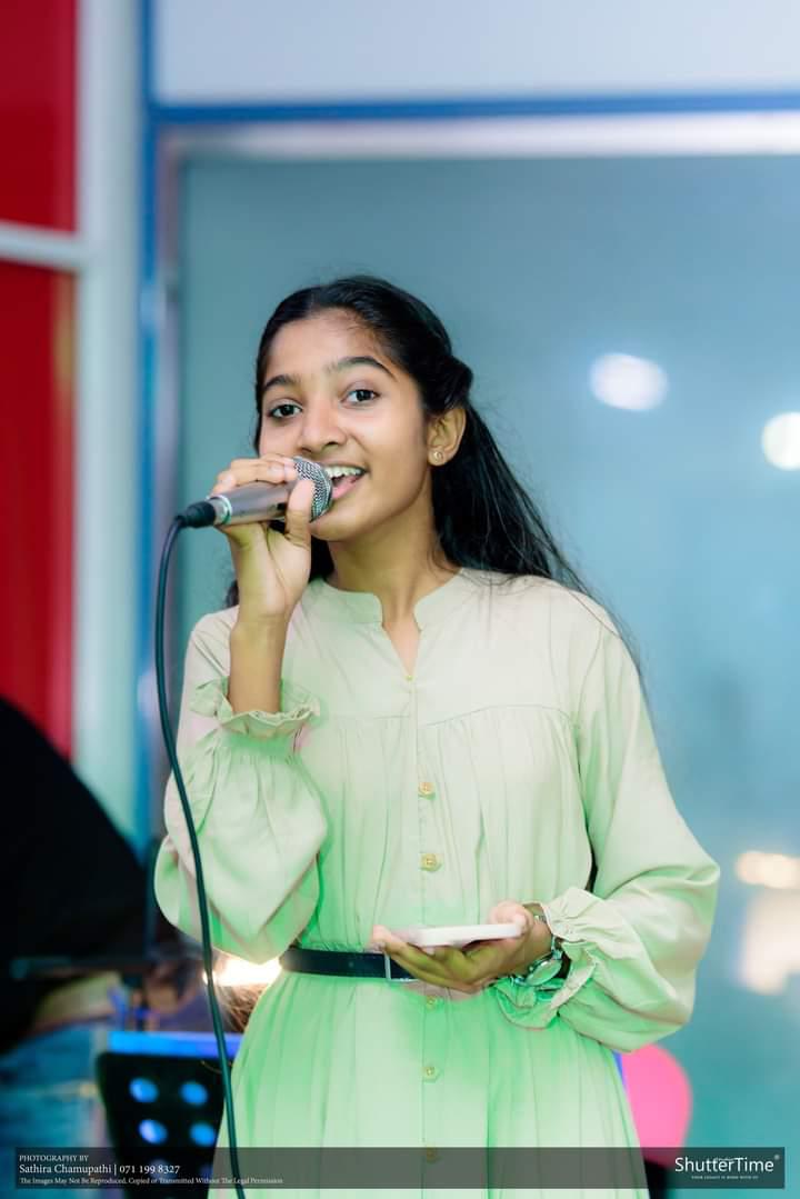 MOSAIC Rising Star 2025 ගී තරඟයට අපෙන් රිසෙන්දි රුවන්සා කරුණාරත්න