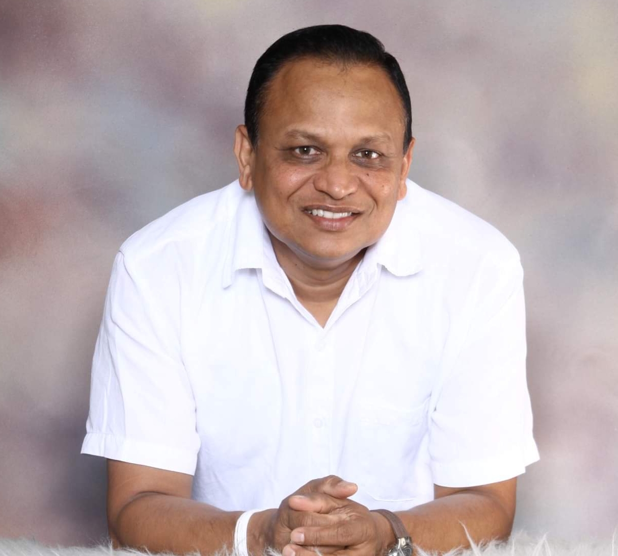 ගයන,රඟන , ඔබව අමතන වදන් කෝෂයක් වන් සංජීව