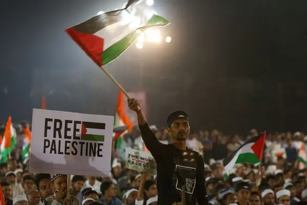 පලස්තීන රාජ්‍යය පිළිගැනීමට කැනඩාව ගත් තීරණයට බහුතරයක් කැනේඩියානුවන් සහාය දක්වන බව සමීක්ෂණයෙන් හෙළිවේ.