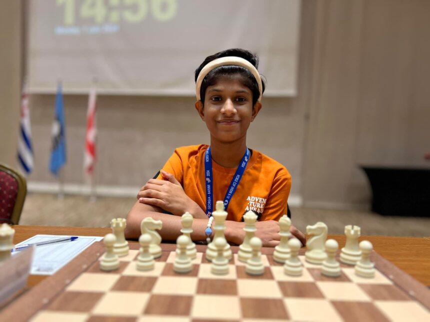 චෙස් ක්‍රීඩිකාවන් අතර අවුරුදු 13න් පහළ ලොව  අංක 01ට ලංකාවේ ඔෂිනි